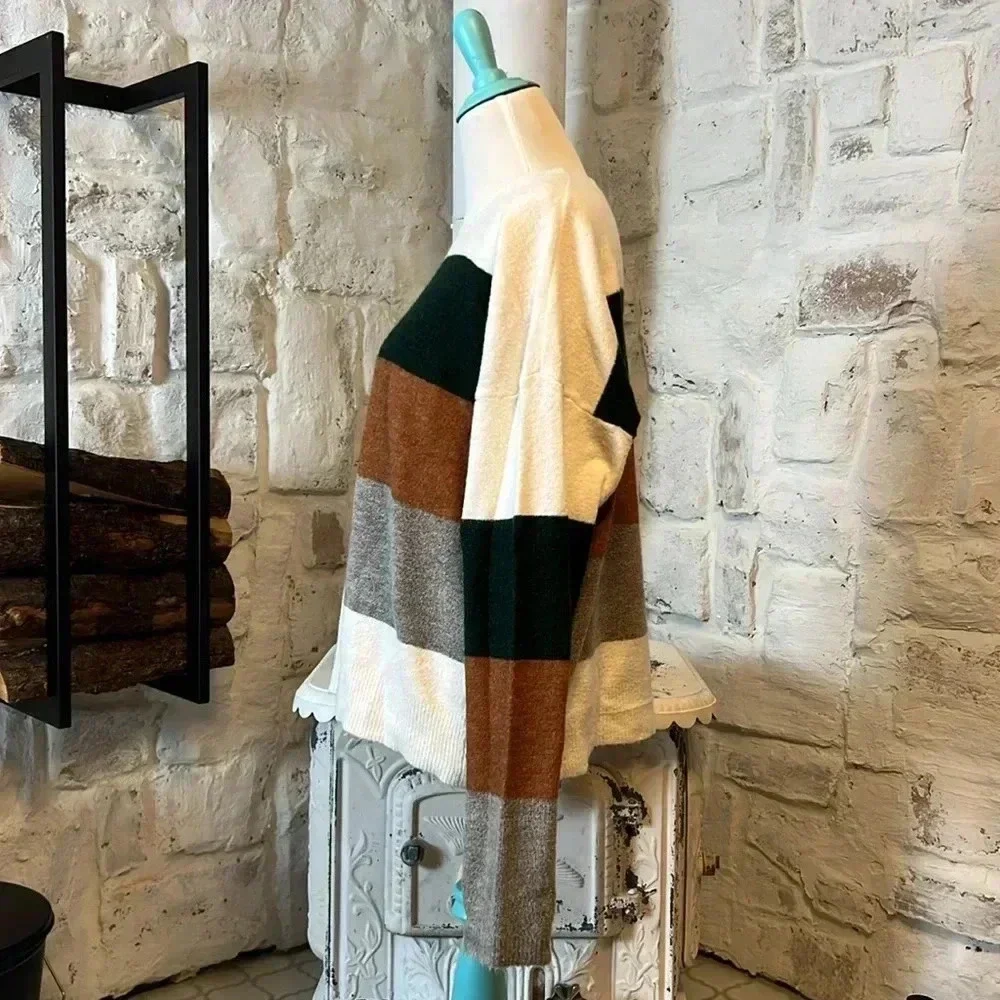 Andree by Unit | Color Block Stripe Sweater